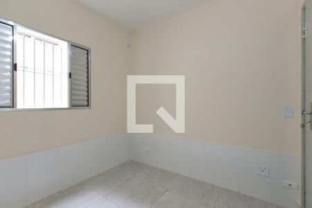 Quarto 1  de casa para alugar com 3 quartos, 77m² em Vila Jacuí, São Paulo