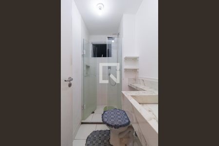 Banheiro de apartamento à venda com 2 quartos, 48m² em Padroeira, Osasco