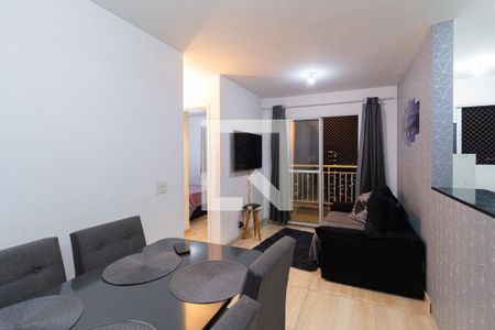 Sala de apartamento à venda com 2 quartos, 48m² em Padroeira, Osasco