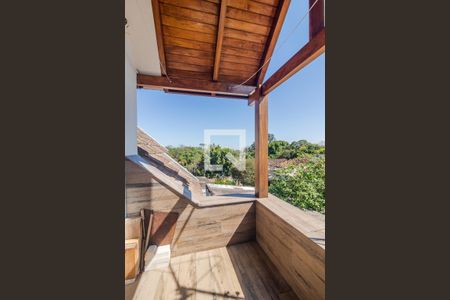 Casa de condomínio à venda com 150m², 3 quartos e 2 vagas Casa de condomínio à venda com 150m², 3 quartos e 2 vagasSotão - Varanda