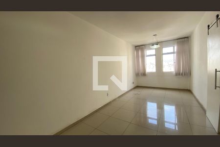 Sala de apartamento para alugar com 2 quartos, 102m² em Nova Suíça, Belo Horizonte