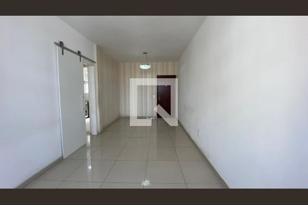 Sala de apartamento para alugar com 2 quartos, 102m² em Nova Suíça, Belo Horizonte