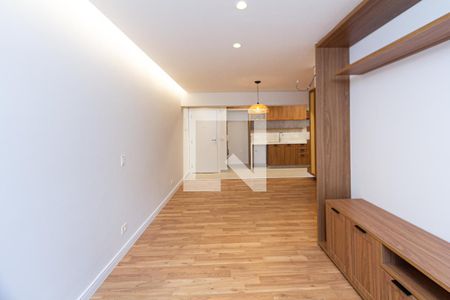 Sala/Cozinha de apartamento à venda com 3 quartos, 77m² em Vila Olímpia, São Paulo