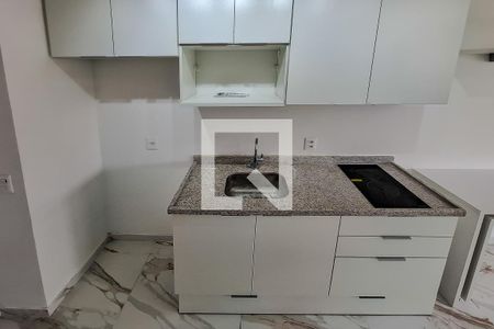 Studio para alugar com 27m², 1 quarto e sem vaga Studio para alugar com 27m², 1 quarto e sem vagaCozinha