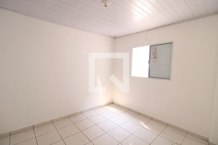 Quarto 1 de casa para alugar com 1 quarto, 30m² em Vila Palmeiras, São Paulo