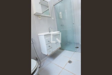 Casa à venda com 218m², 3 quartos e 4 vagas Casa à venda com 218m², 3 quartos e 4 vagasbanheiro suíte 2