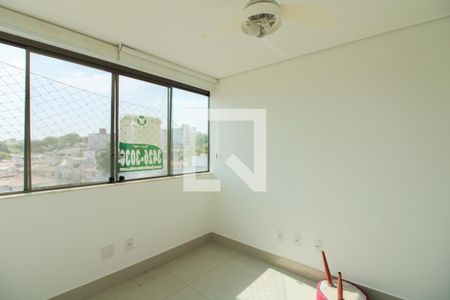 Apartamento à venda com 200m², 3 quartos e 1 vaga Apartamento à venda com 200m², 3 quartos e 1 vagaQuarto 1