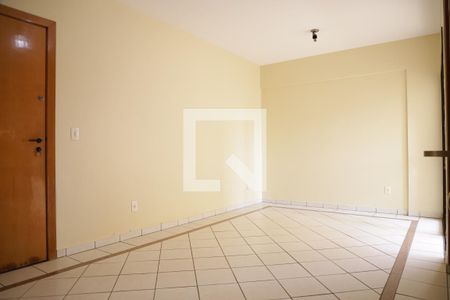 Sala de apartamento para alugar com 2 quartos, 70m² em Serrinha, Goiânia