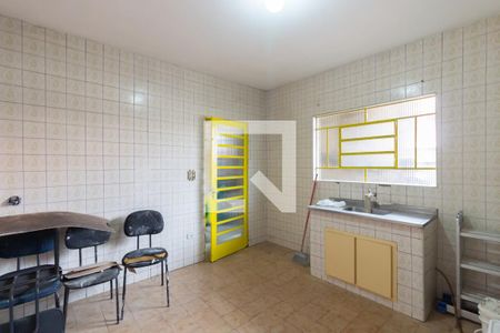 Cozinha de casa para alugar com 1 quarto, 32m² em Vila Chuca, São Paulo