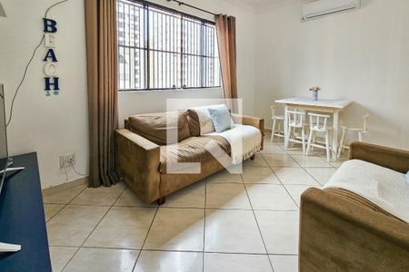 Sala de apartamento para alugar com 2 quartos, 64m² em Vila Alzira, Guarujá