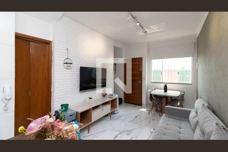 Sala de casa de condomínio à venda com 2 quartos, 65m² em Vila Costa Melo, São Paulo