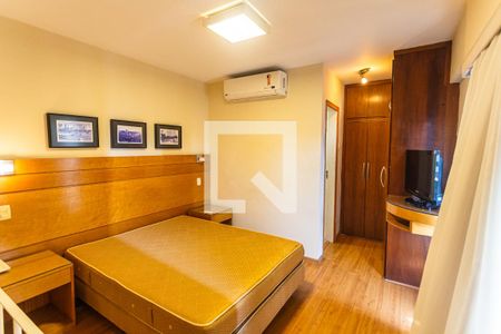 Suíte de apartamento para alugar com 1 quarto, 42m² em Funcionários, Belo Horizonte