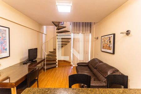 Sala de apartamento para alugar com 1 quarto, 42m² em Funcionários, Belo Horizonte