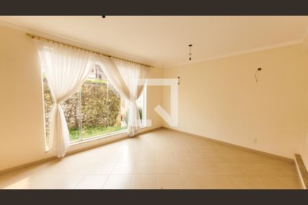 Sala de casa de condomínio à venda com 4 quartos, 238m² em Parque Imperador, Campinas