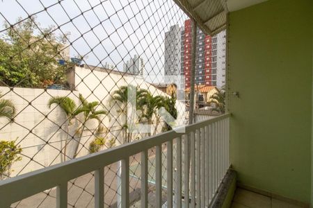 Casa de condomínio à venda com 160m², 3 quartos e 2 vagas Casa de condomínio à venda com 160m², 3 quartos e 2 vagasVaranda da Suíte