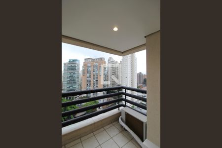 Varanda de apartamento para alugar com 2 quartos, 64m² em Vila Uberabinha, São Paulo