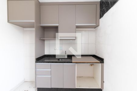 Sala/Cozinha de apartamento à venda com 2 quartos, 50m² em Vila Carmosina, São Paulo