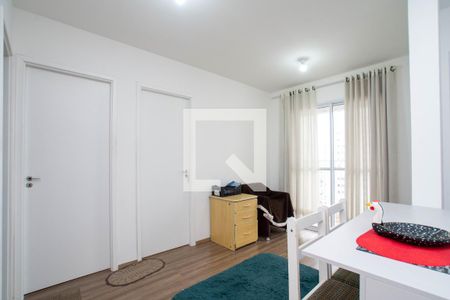 Sala de apartamento à venda com 2 quartos, 45m² em Vila Itapegica, Guarulhos