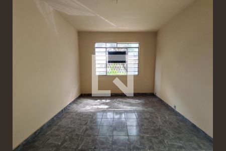 Sala de casa à venda com 3 quartos, 90m² em Sagrada Família, Belo Horizonte