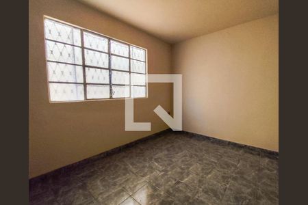 Quarto 2 de casa à venda com 3 quartos, 90m² em Sagrada Família, Belo Horizonte