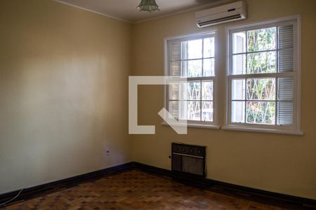 Sala  de casa à venda com 3 quartos, 120m² em Partenon, Porto Alegre