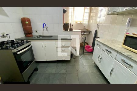 Cozinha de apartamento à venda com 2 quartos, 60m² em Nova Gameleira, Belo Horizonte