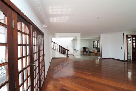 Sala 1 de casa para alugar com 5 quartos, 600m² em Jardim Guanabara, Rio de Janeiro