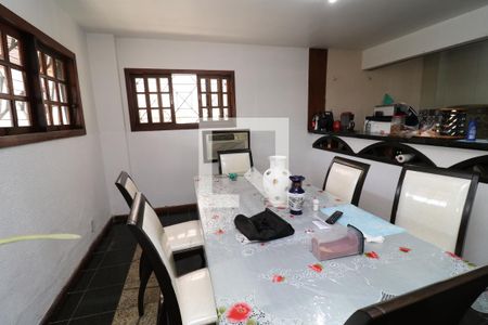 Sala 2 de casa para alugar com 5 quartos, 600m² em Jardim Guanabara, Rio de Janeiro