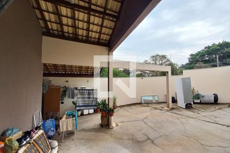 Vista da Sala de TV de casa à venda com 3 quartos, 236m² em Jardim Aero Continental, Campinas