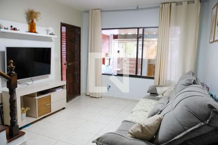 sala de casa à venda com 2 quartos, 187m² em Cipava, Osasco