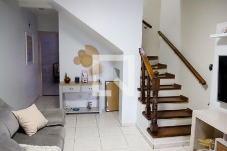 sala de casa à venda com 2 quartos, 125m² em Cipava, Osasco