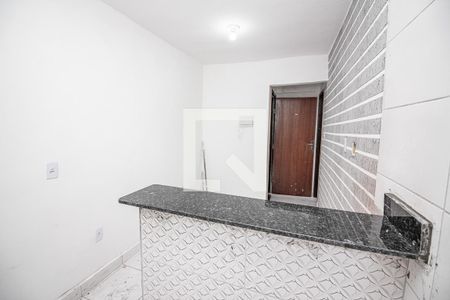 Sala/Cozinha de apartamento para alugar com 1 quarto, 45m² em Qr 112, Brasília