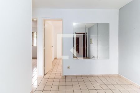 Sala de apartamento para alugar com 2 quartos, 48m² em Jardim Itamarati, Poá