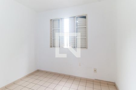 Quarto 1 de apartamento para alugar com 2 quartos, 48m² em Jardim Itamarati, Poá