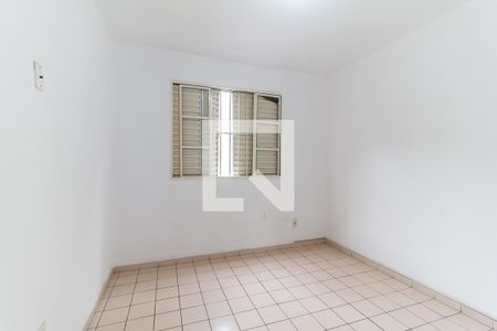 Quarto 1 de apartamento para alugar com 2 quartos, 48m² em Jardim Itamarati, Poá