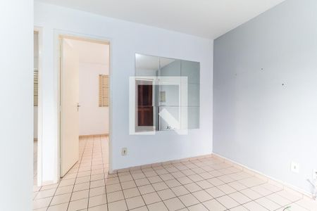 Sala de apartamento para alugar com 2 quartos, 48m² em Jardim Itamarati, Poá