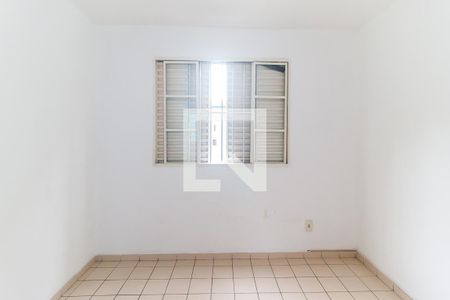 Quarto 1 de apartamento para alugar com 2 quartos, 48m² em Jardim Itamarati, Poá