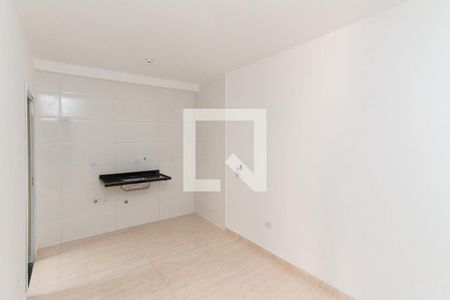 Sala e Cozinha   de casa de condomínio para alugar com 2 quartos, 47m² em Vila Constança, São Paulo