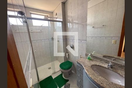 Banheiro da Suíte de apartamento à venda com 3 quartos, 220m² em Eldorado, Contagem