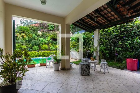Casa à venda com 380m², 5 quartos e 4 vagas