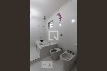 Casa à venda com 380m², 5 quartos e 4 vagas