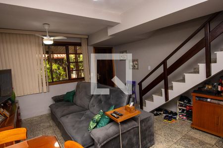 Sala de casa de condomínio à venda com 3 quartos, 86m² em Freguesia (jacarepaguá), Rio de Janeiro