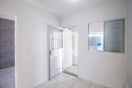 Sala de casa para alugar com 1 quarto, 70m² em Cipava, Osasco