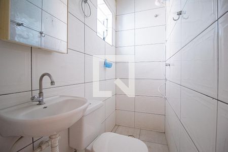 Banheiro de casa para alugar com 1 quarto, 70m² em Cipava, Osasco