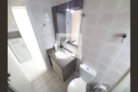 Banheiro de apartamento para alugar com 1 quarto, 69m² em Centro, São Vicente