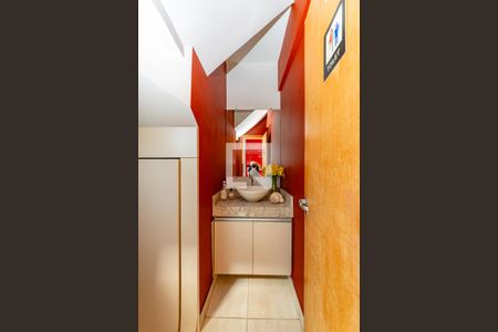 Lavabo de apartamento para alugar com 3 quartos, 147m² em Vila Paris, Belo Horizonte