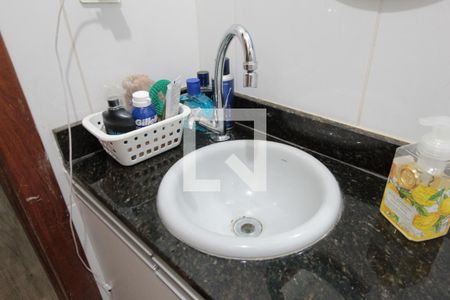 Lavabo da Sala de casa de condomínio à venda com 2 quartos, 110m² em Copacabana, Belo Horizonte