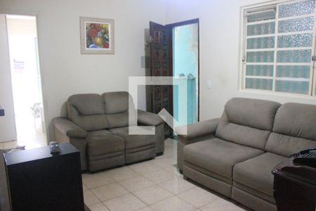 Sala de casa à venda com 3 quartos, 128m² em Jardim Terezopolis, Guarulhos