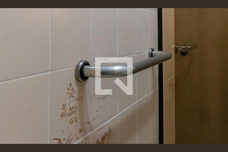 Apartamento à venda com 87m², 2 quartos e 1 vaga Apartamento à venda com 87m², 2 quartos e 1 vagaBanheiro