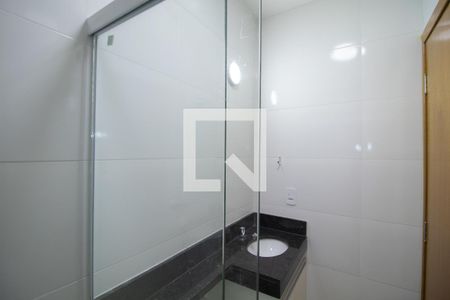 Banheiro de apartamento para alugar com 1 quarto, 25m² em Tucuruvi, São Paulo